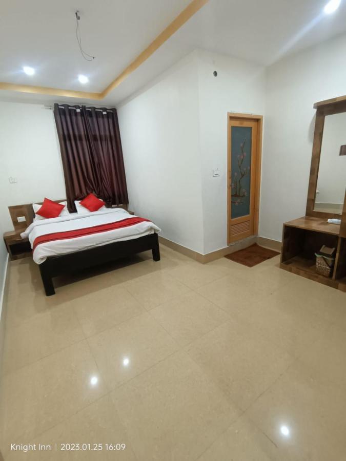 Hotel Knight Inn Airport Гувахати Экстерьер фото