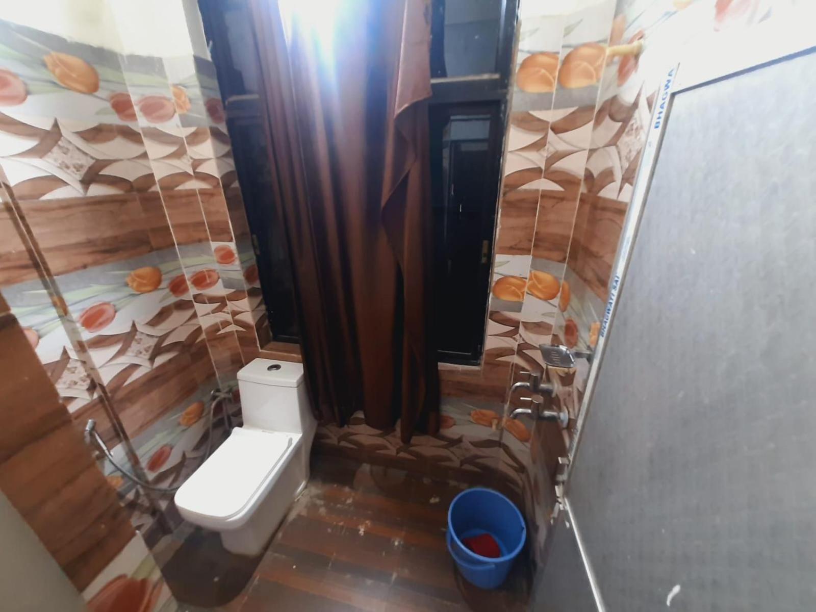 Hotel Knight Inn Airport Гувахати Экстерьер фото