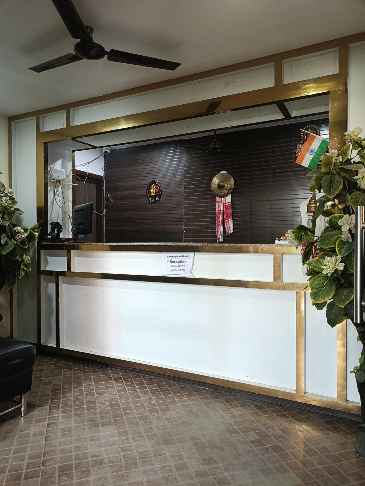 Hotel Knight Inn Airport Гувахати Экстерьер фото